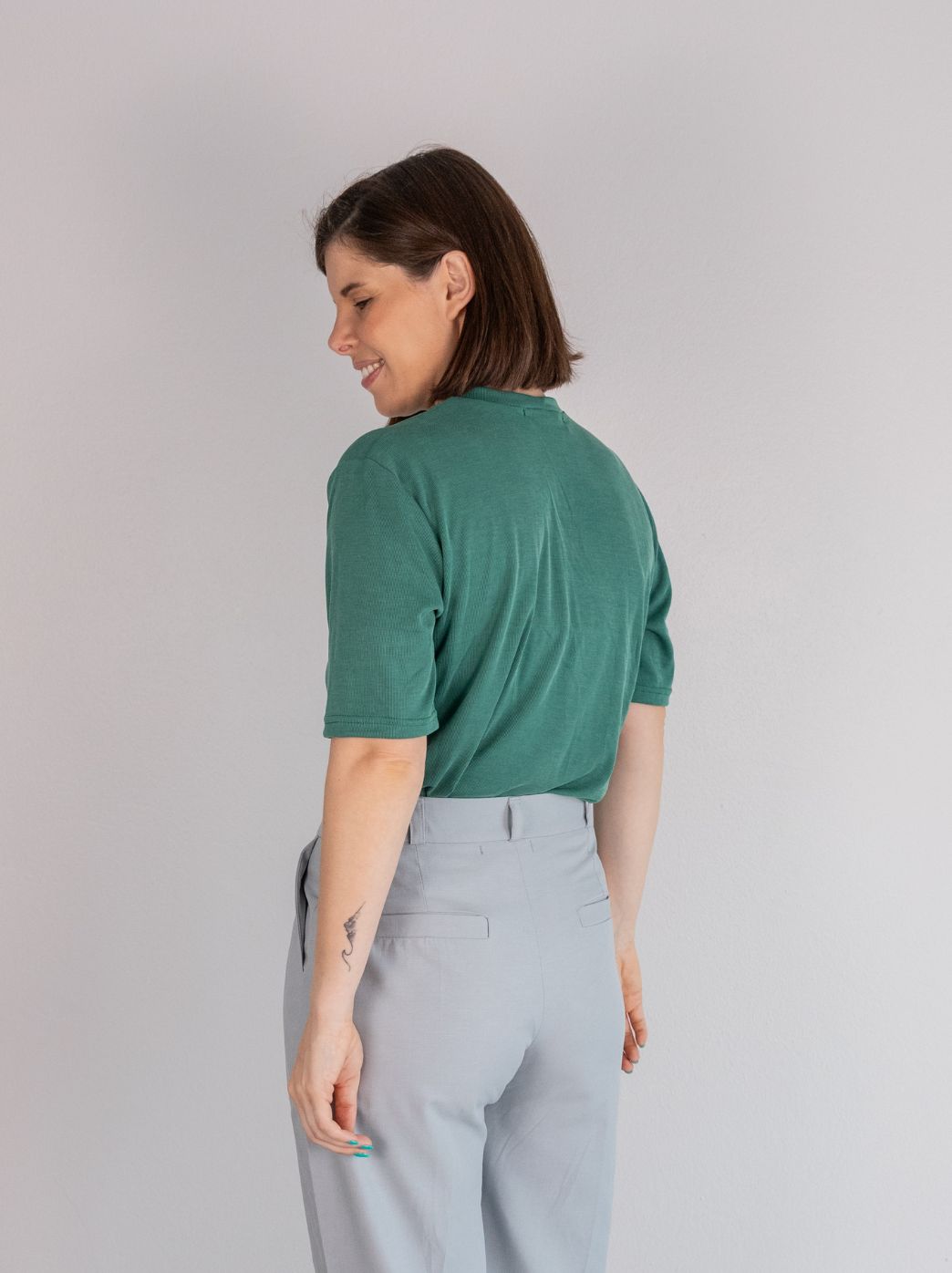 T-SHIRT VERDE